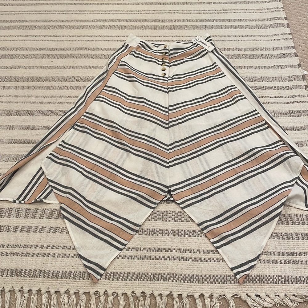 Chances R Skirt - Picture 2 of 3